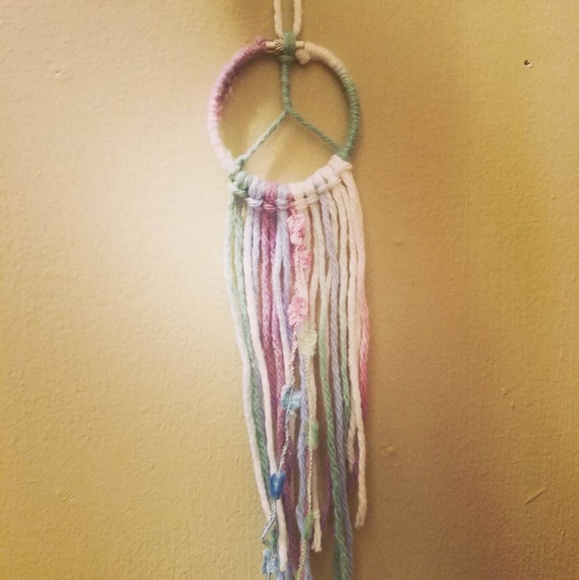 Small Peace Sign Dream Catcher Accessory Pastel - Picture 2 of 4